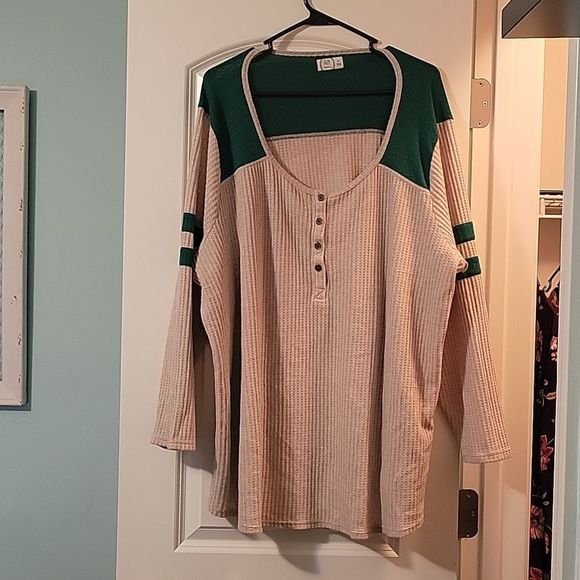 Maurices Plus Size 3x Long Sleeve